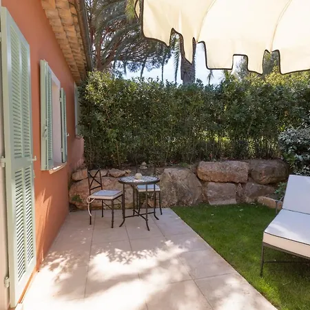 호텔 La Bastide De Tropez 5*