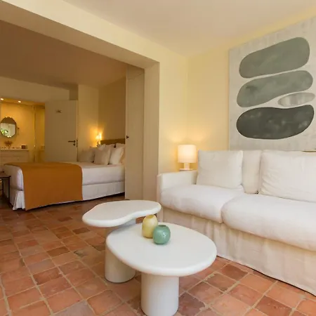 호텔 La Bastide De Tropez 5*